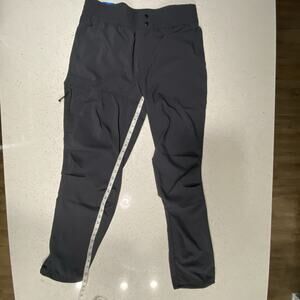 NWT Columbia Women's Medium Coral Ridge Regular Hiking Pants, Shark Grey